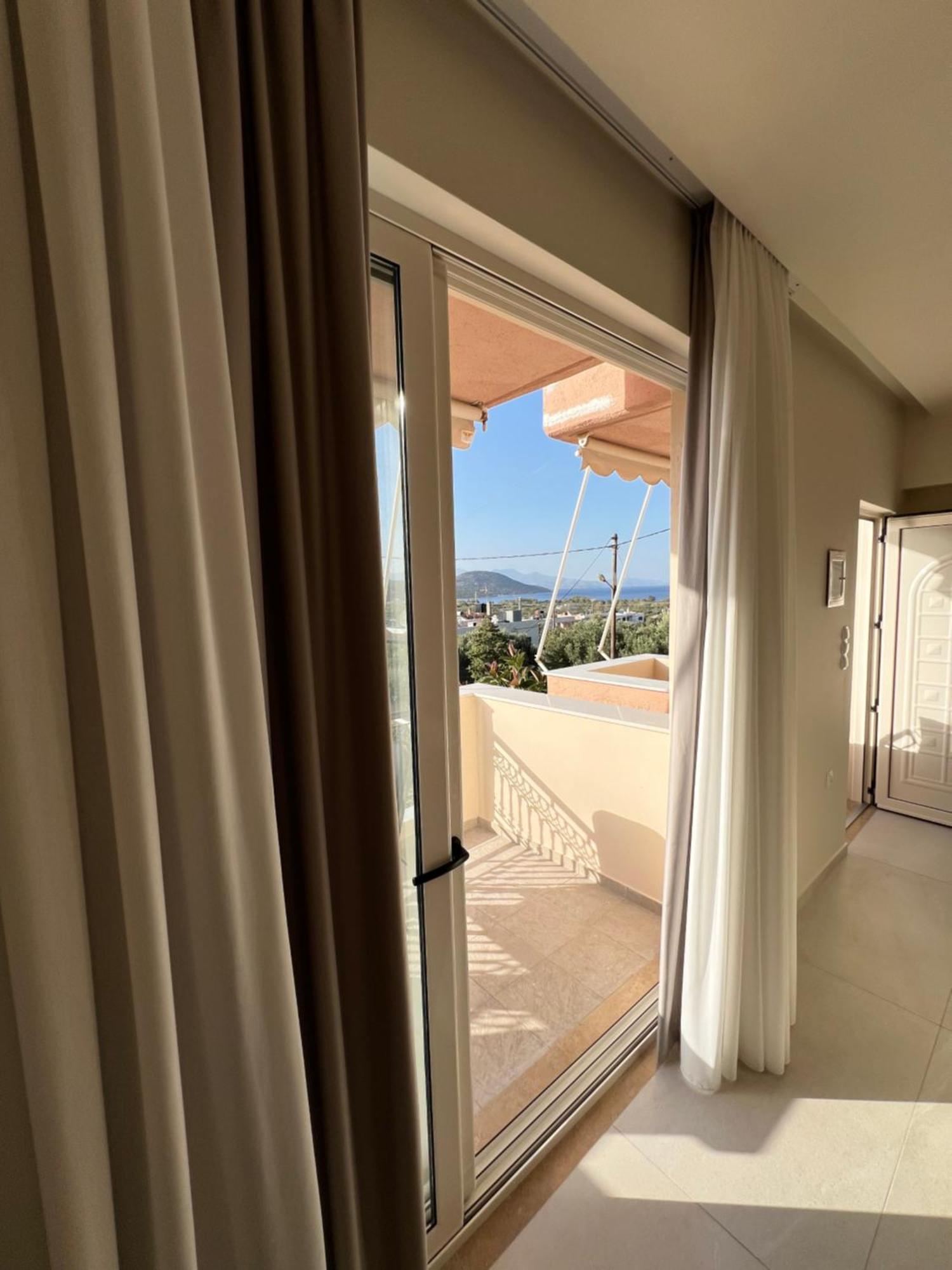 Talakya Sea View Apartment アイオス・ニコラオス エクステリア 写真